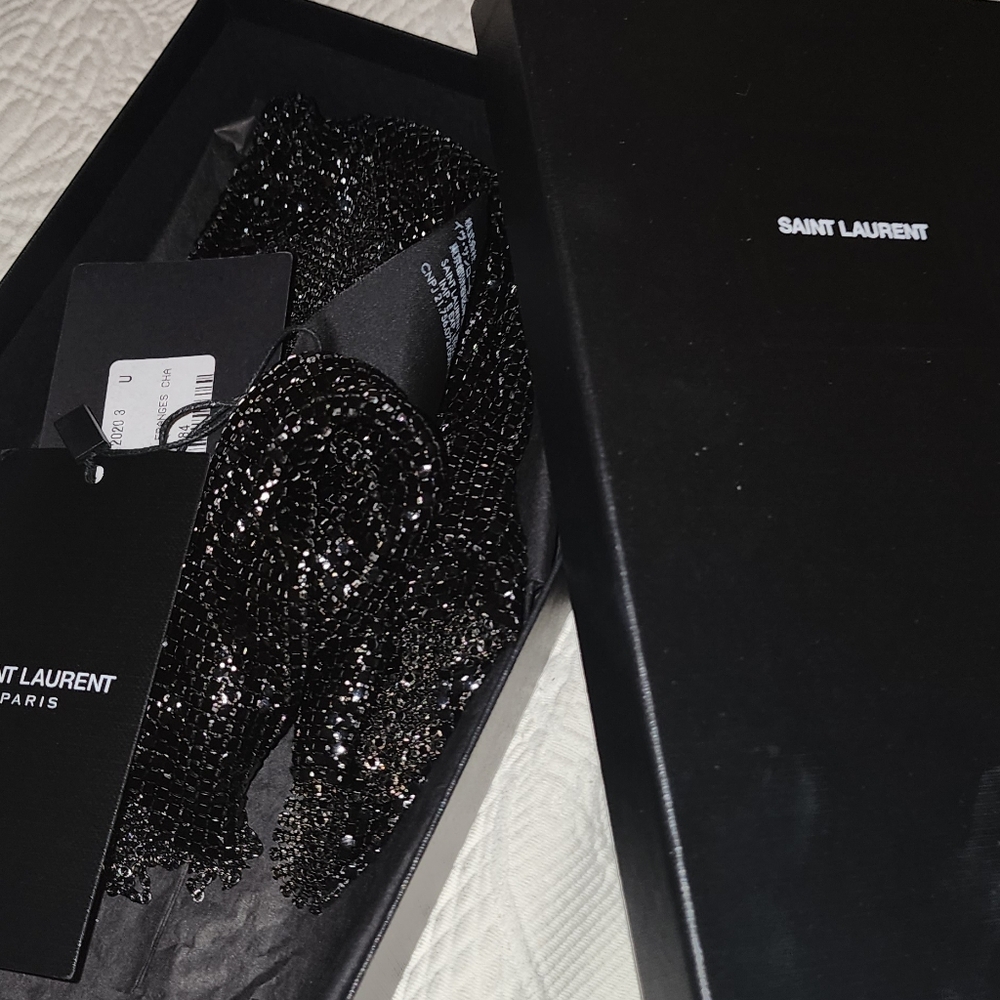 Black Mesh Evening Scarf - Picture 4 of 6
